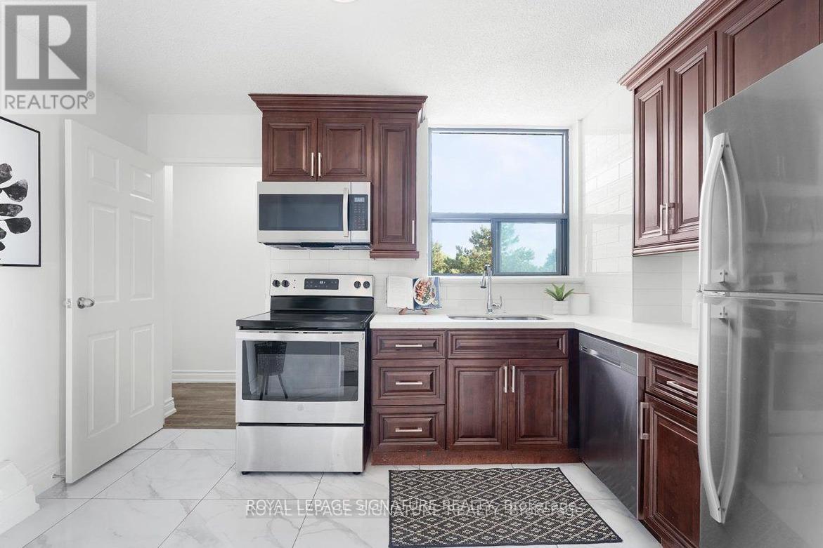 315 100 Wingarden Ct, Toronto, ON M1B 2P4