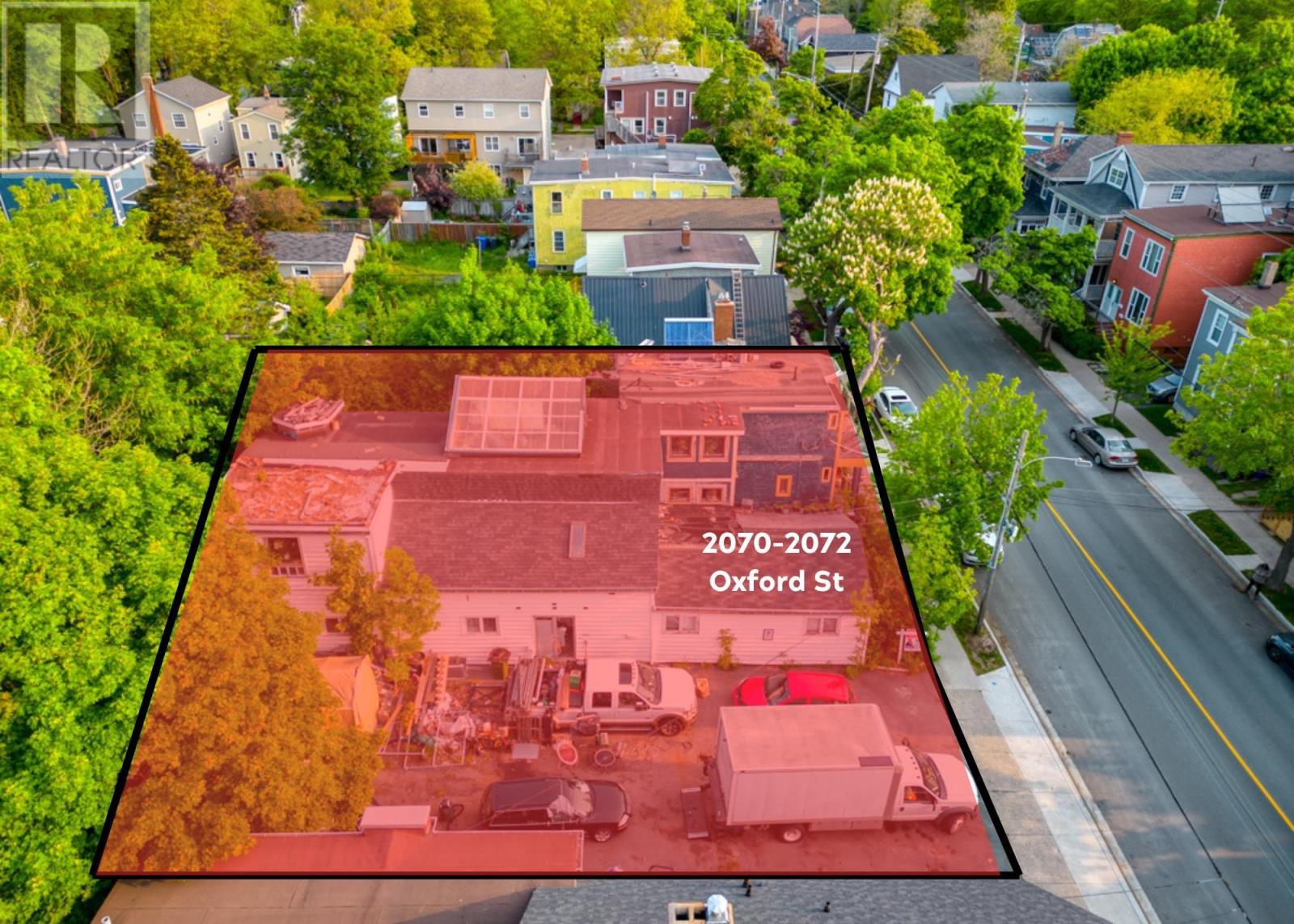 20702072 Oxford St, Halifax, NS B3L 2T2