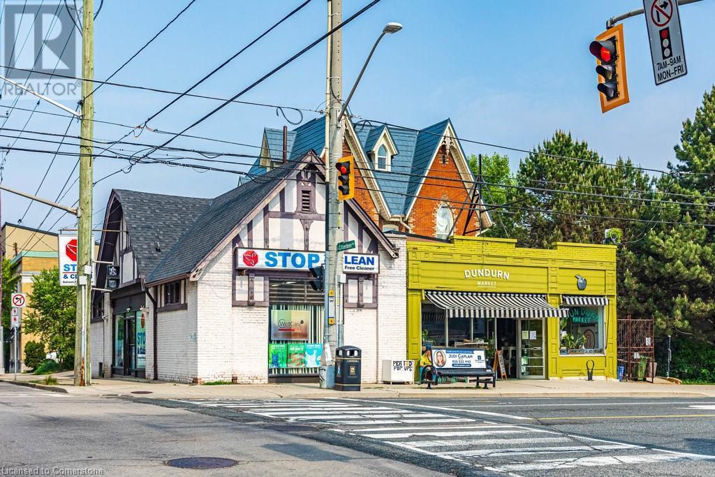 346 Dundurn St S, Hamilton, ON L8P 4L6