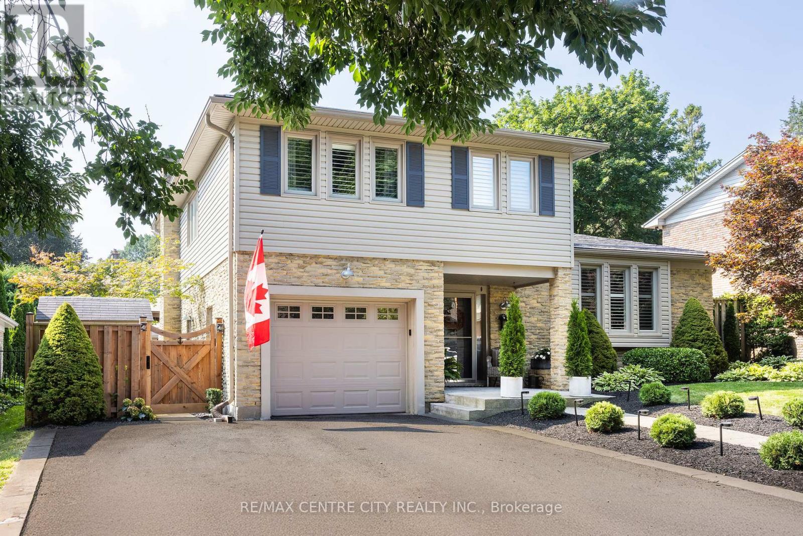 144 Springfield Cres, London, ON N6K 2T6