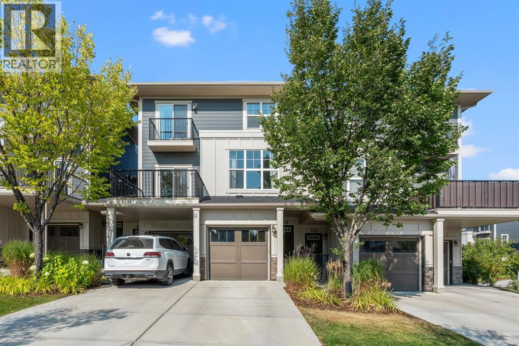 438 Nolan Hill Dr NW, Calgary, AB T3R 0V4