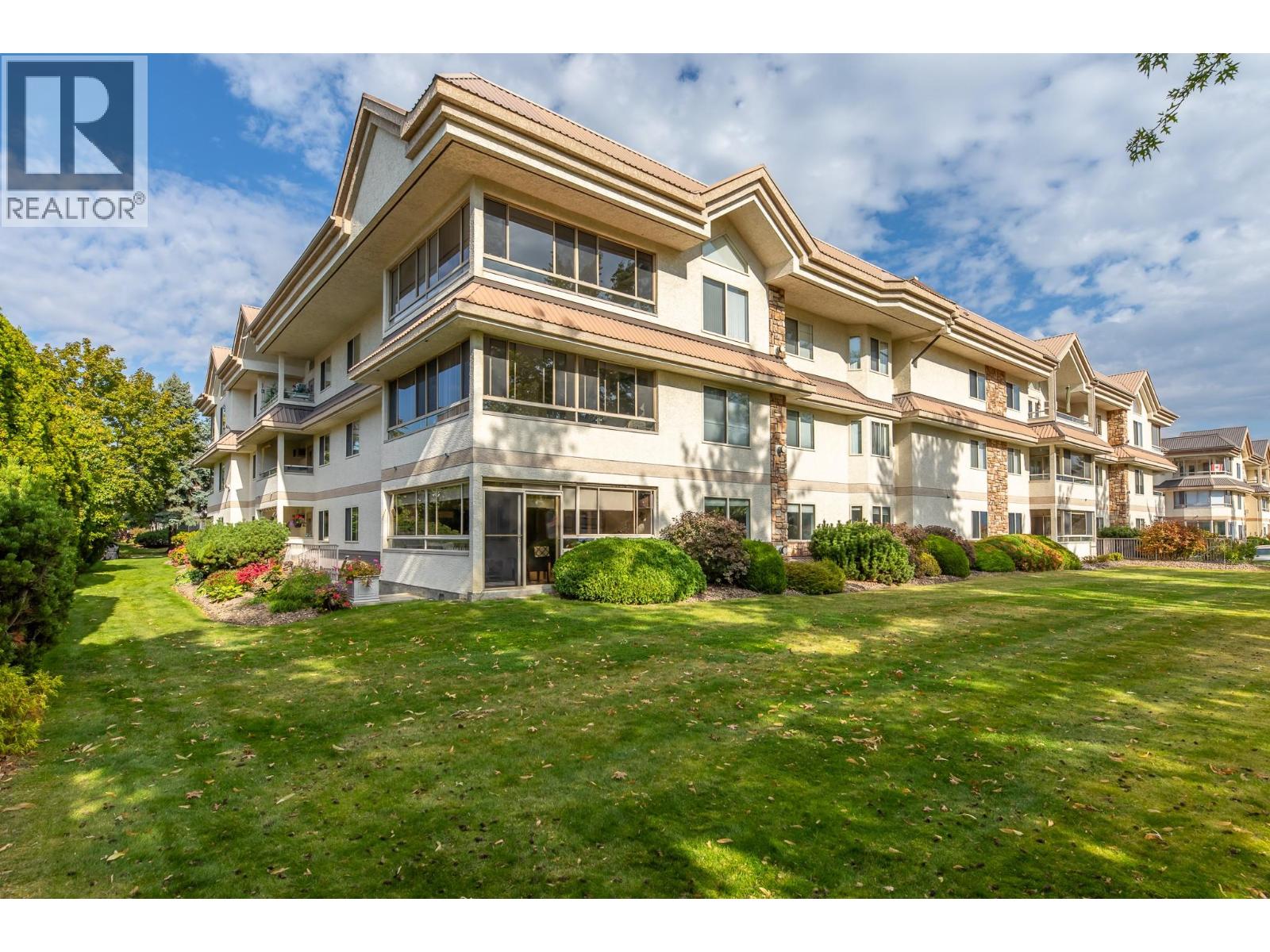 8404 Jubilee Road E Unit 104, Summerland, BC V0H 1Z5