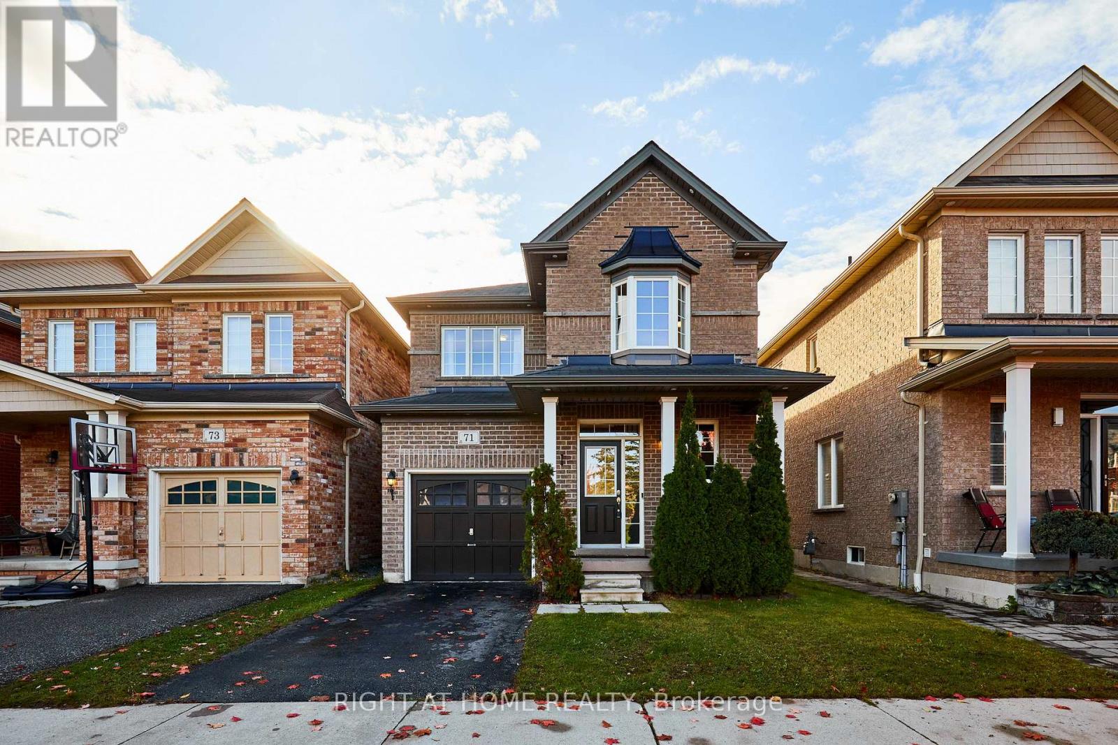71 Keithwright Cres, Ajax, ON L1T 4V4