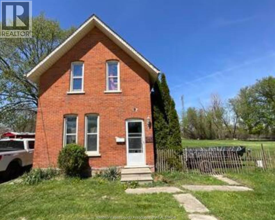 345 Park Ave W, Chatham, ON N7M 1W3