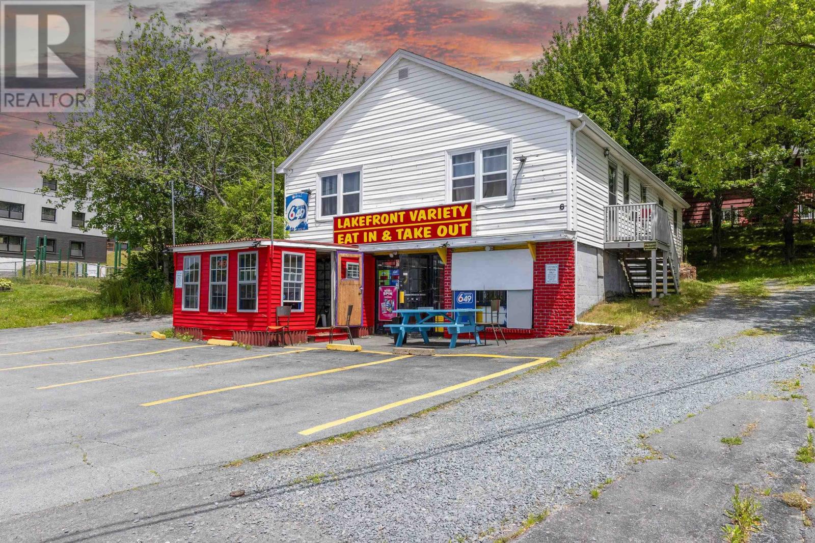 6 Lakefront Road Unit 16, Dartmouth, NS B2Y 3C3