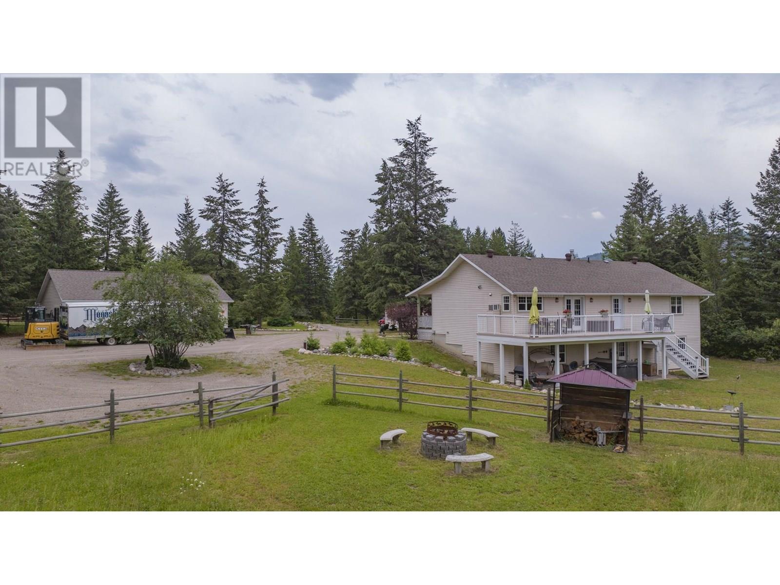 186 Louie View Dr, Lumby, BC V0E 2G1