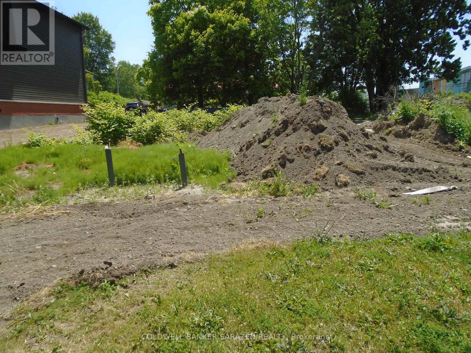 283 Enclave Walk E, Ottawa, ON K4B 1H9