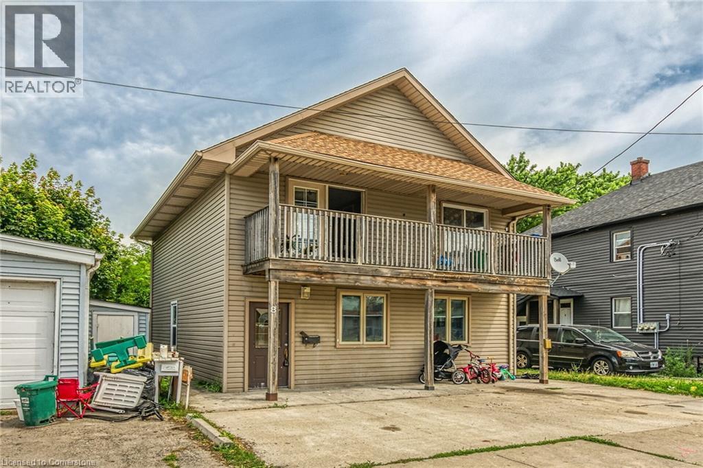 8 Nickel St, Port Colborne, ON L3K 1B1