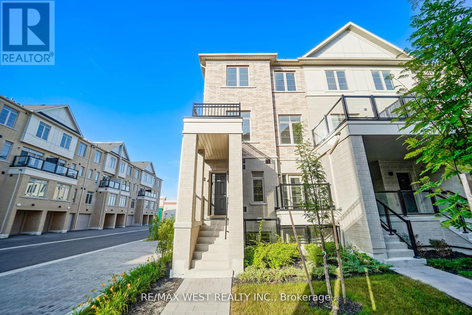 1001 1655 Palmers Sawmill Rd, Pickering Duffin Heights, ON L1X 0R3