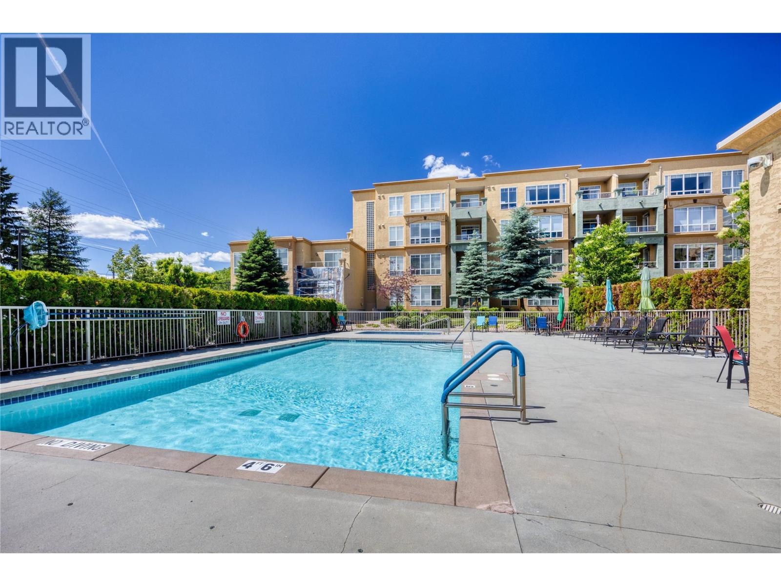 3550 Woodsdale Road Unit 401, Lake Country, BC V4V 2P5