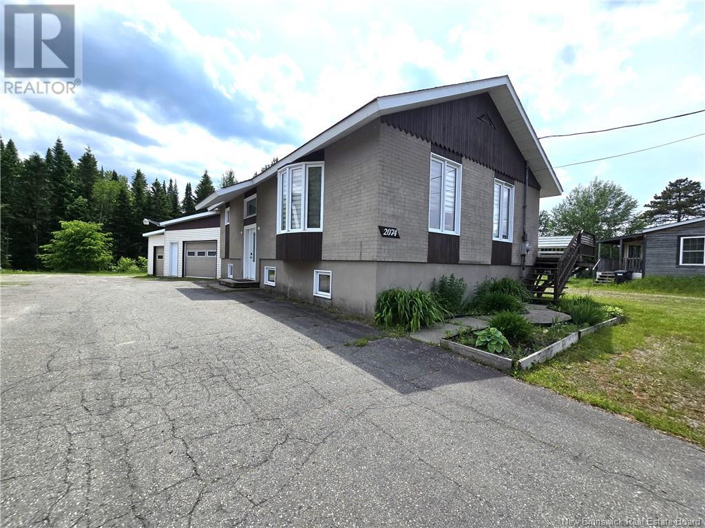 2074 Commerciale St, Saint-franois-de-madawaska, NB E7A 1B2
