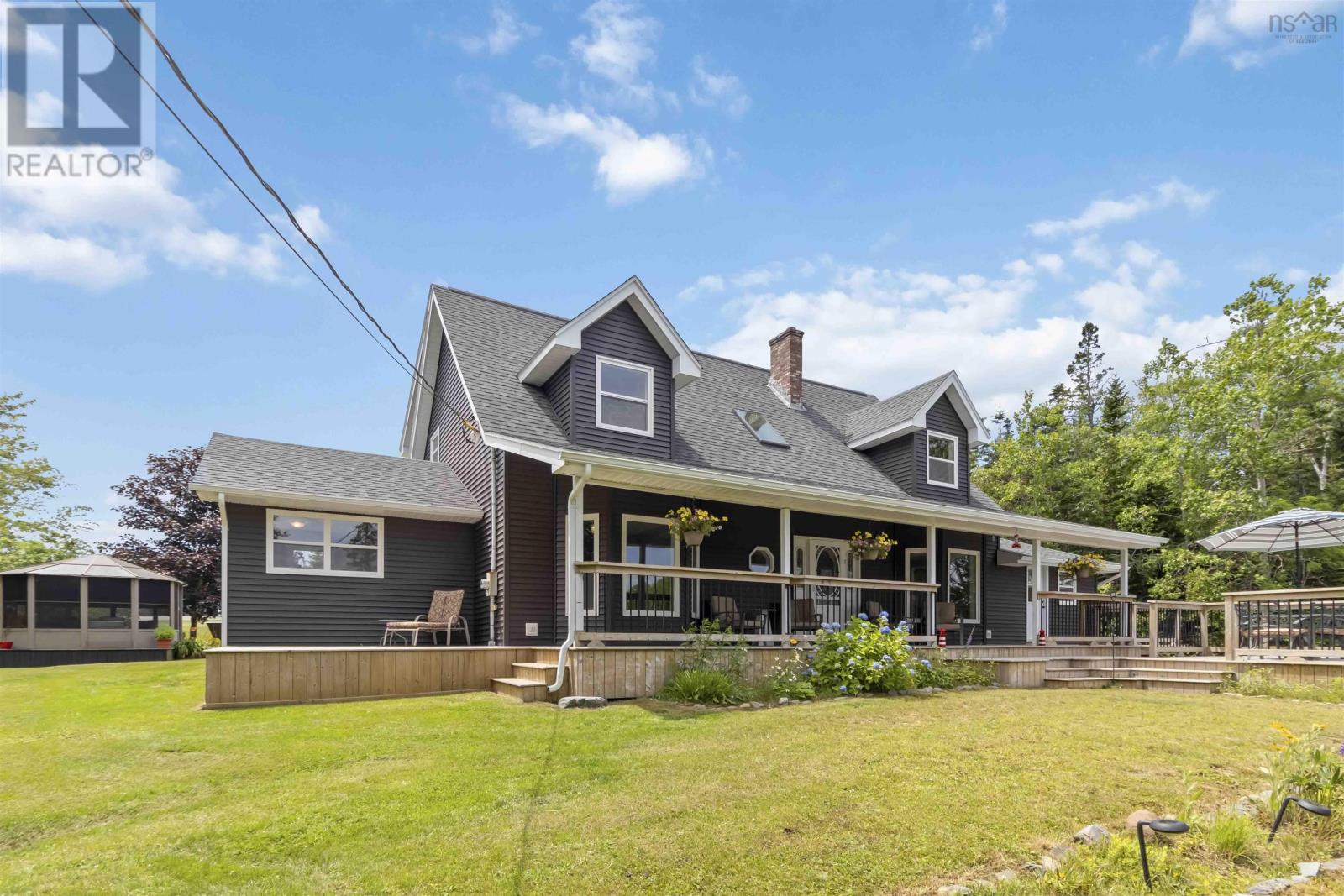 23 Siteman Ln, Lower Ship Harbour, NS B0J 1Y0