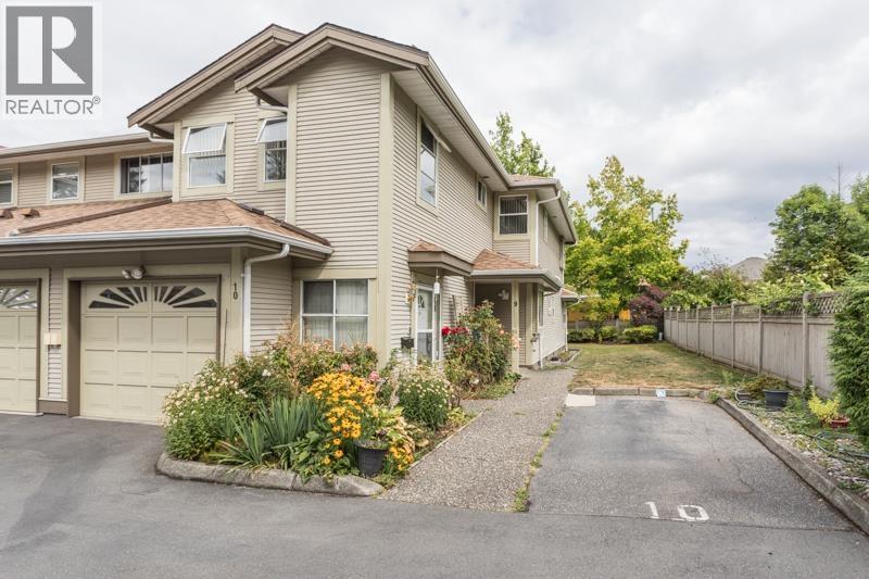 12071 232b Street Unit 10, Maple Ridge, BC V2X 0Z7