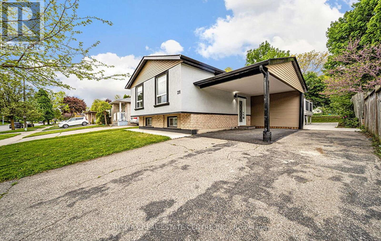 211 Dunsdon St, Brantford, ON N3R 7H7
