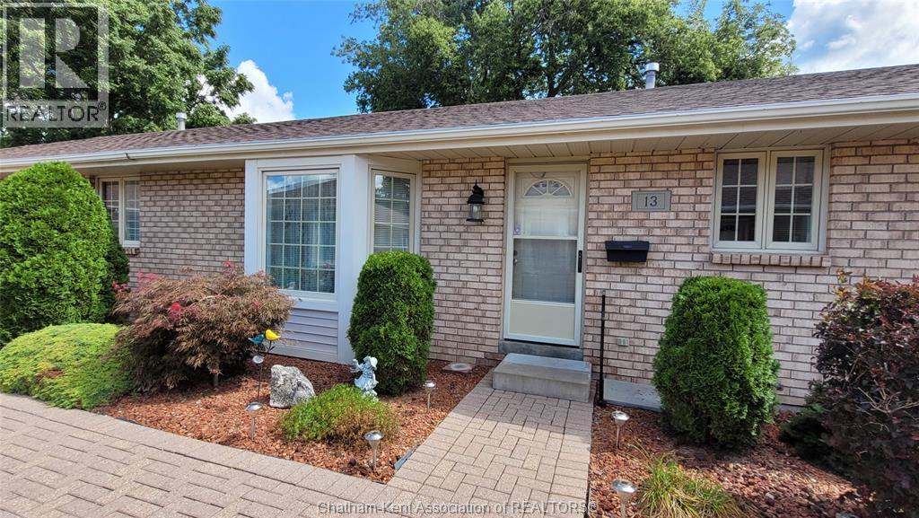 1200 Elgin Street Unit 13, Wallaceburg, ON N8A 3E8