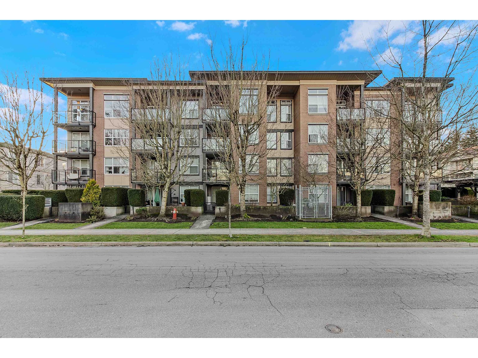 10707 139 Street Unit 117, Surrey, BC V3T 0B2