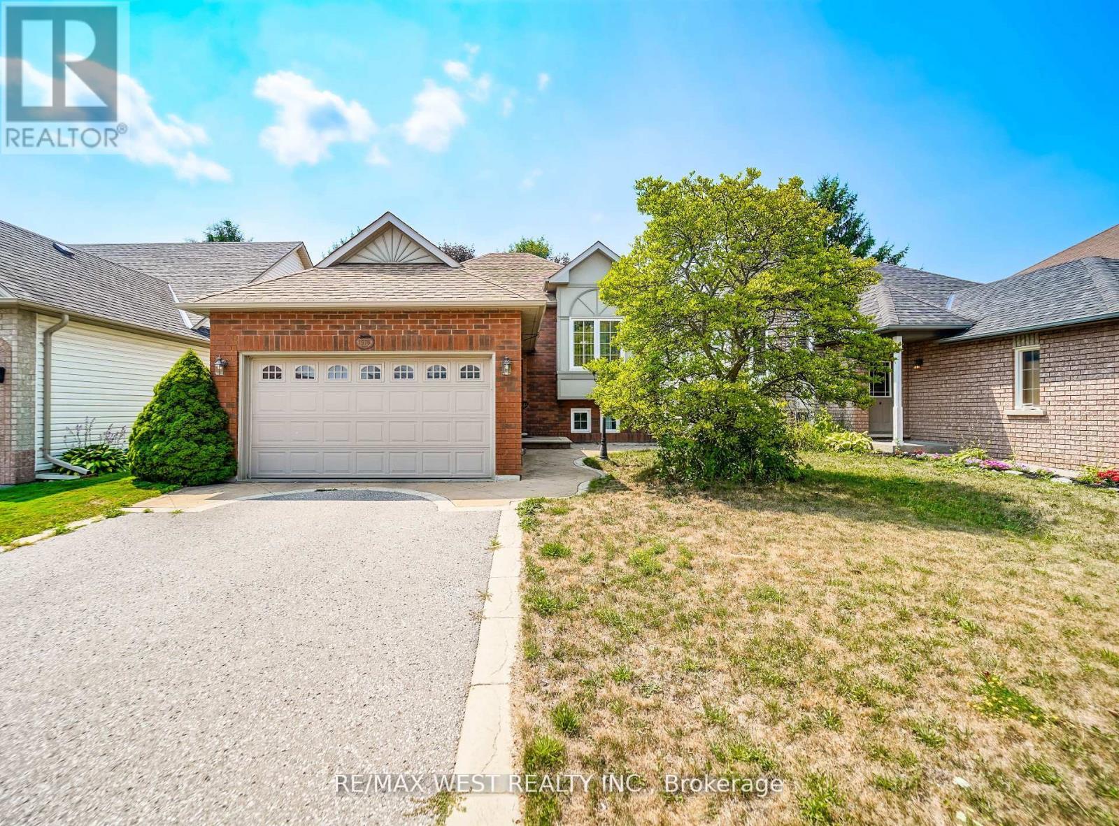 1976 Edenwood Dr, Oshawa, ON L1G 7Y1