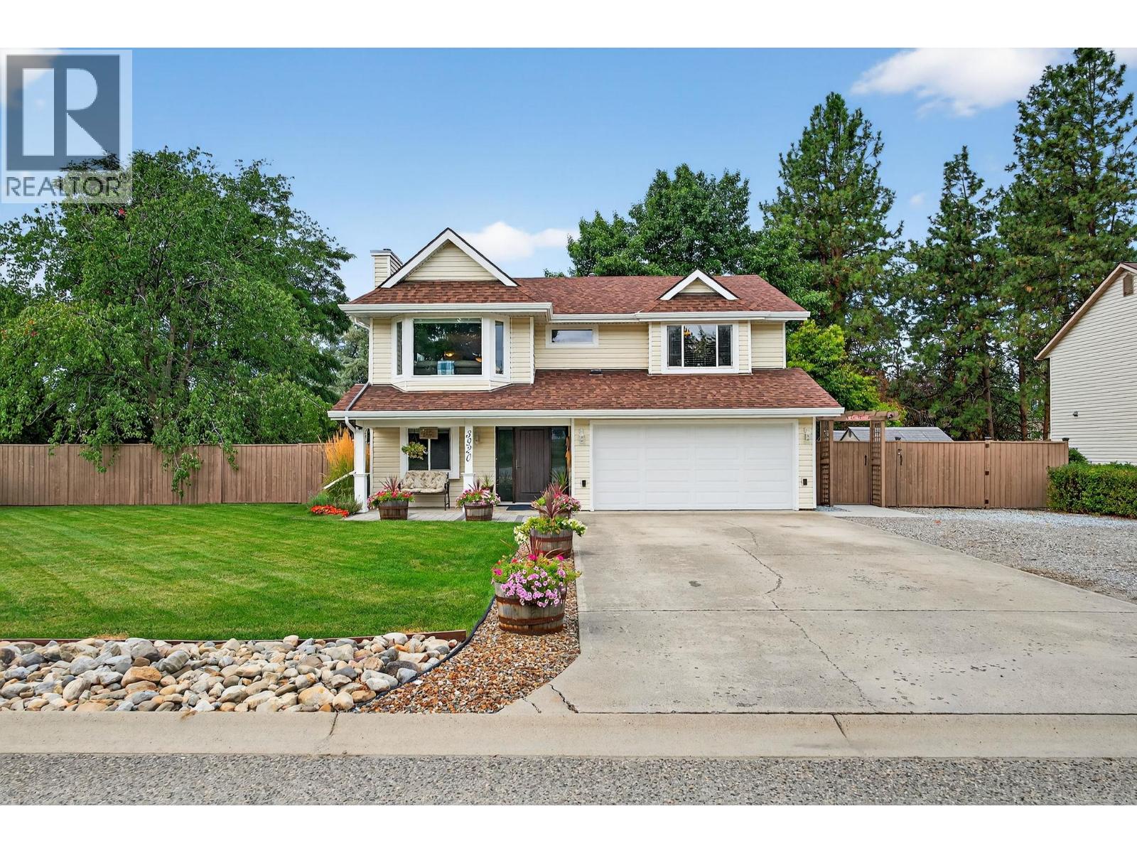 3920 Mowitch Ct, Kelowna, BC V1W 4E6