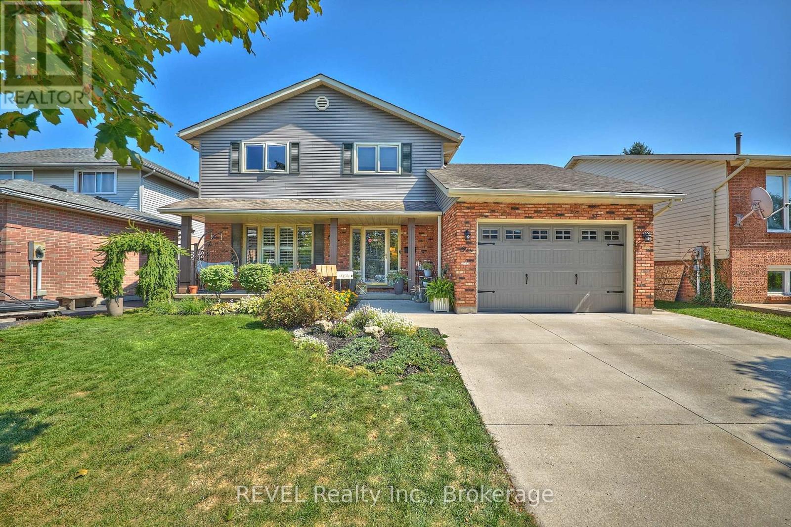 10 Bascary Cres, St. Catharines Rykertvansickle, ON L2S 3M7
