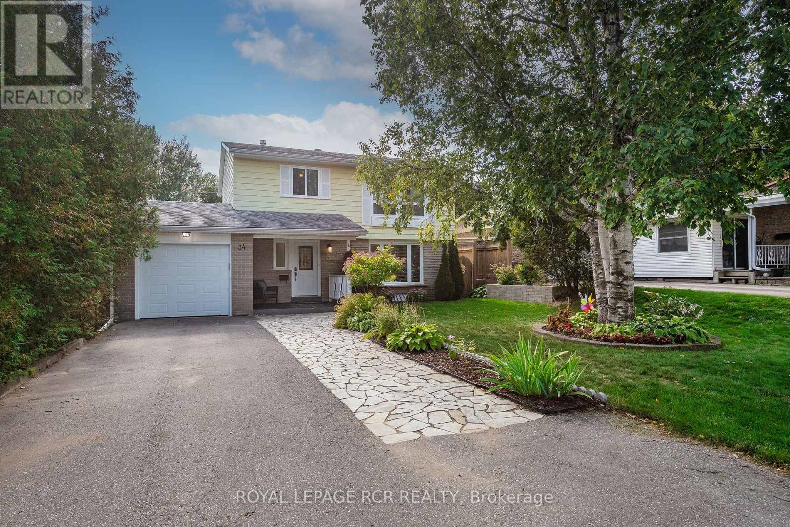 34 Shirley St, Orangeville, ON L9W 2T4