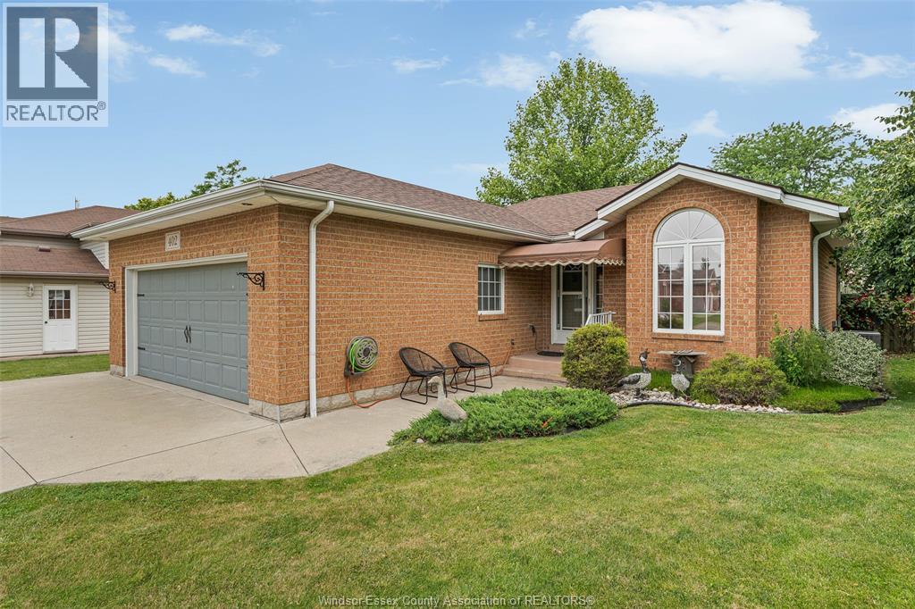 402 Thornridge Cres, Amherstburg, ON N9V 3X2