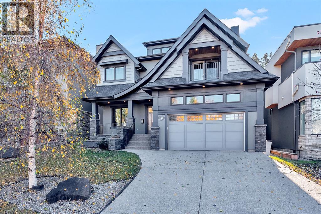 625 Britannia Dr SW, Calgary, AB T2S 1J2