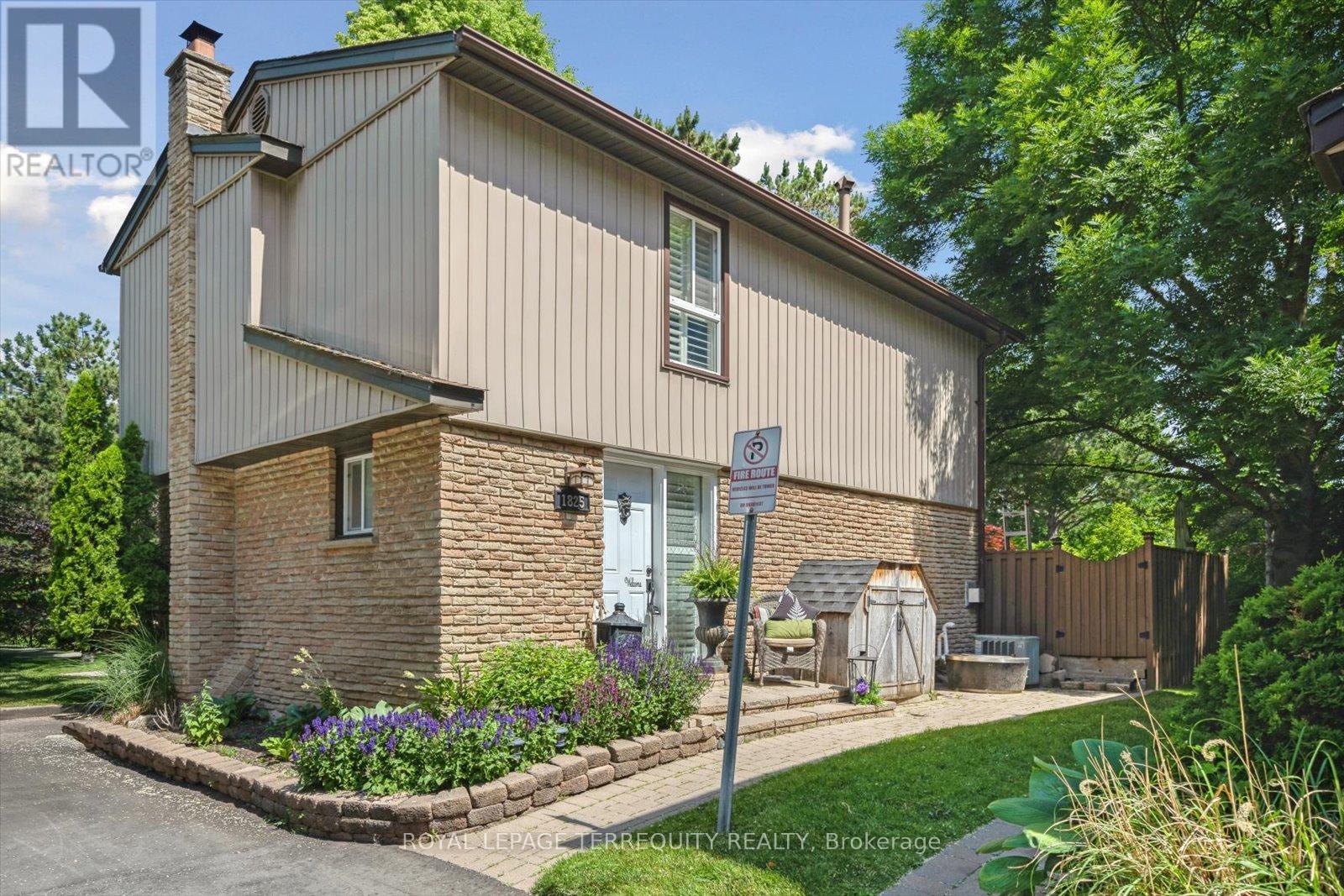 1825 Hyde Mill Cres, Mississauga, ON L5N 0A7
