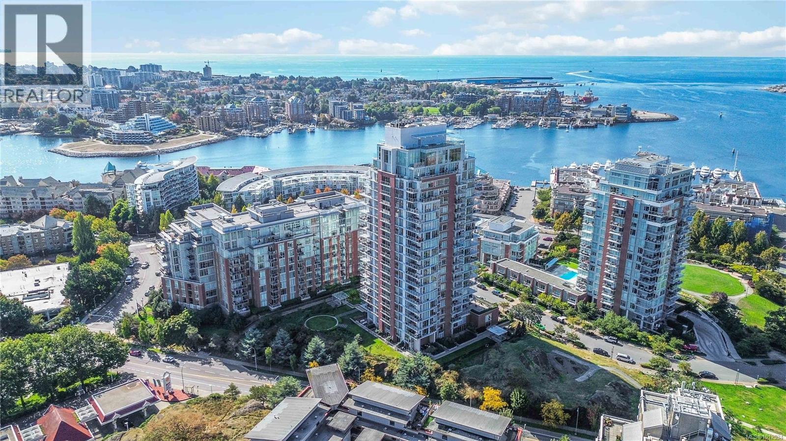 83 Saghalie Rd Unit 303 Rd, Victoria, BC V9A 0E7