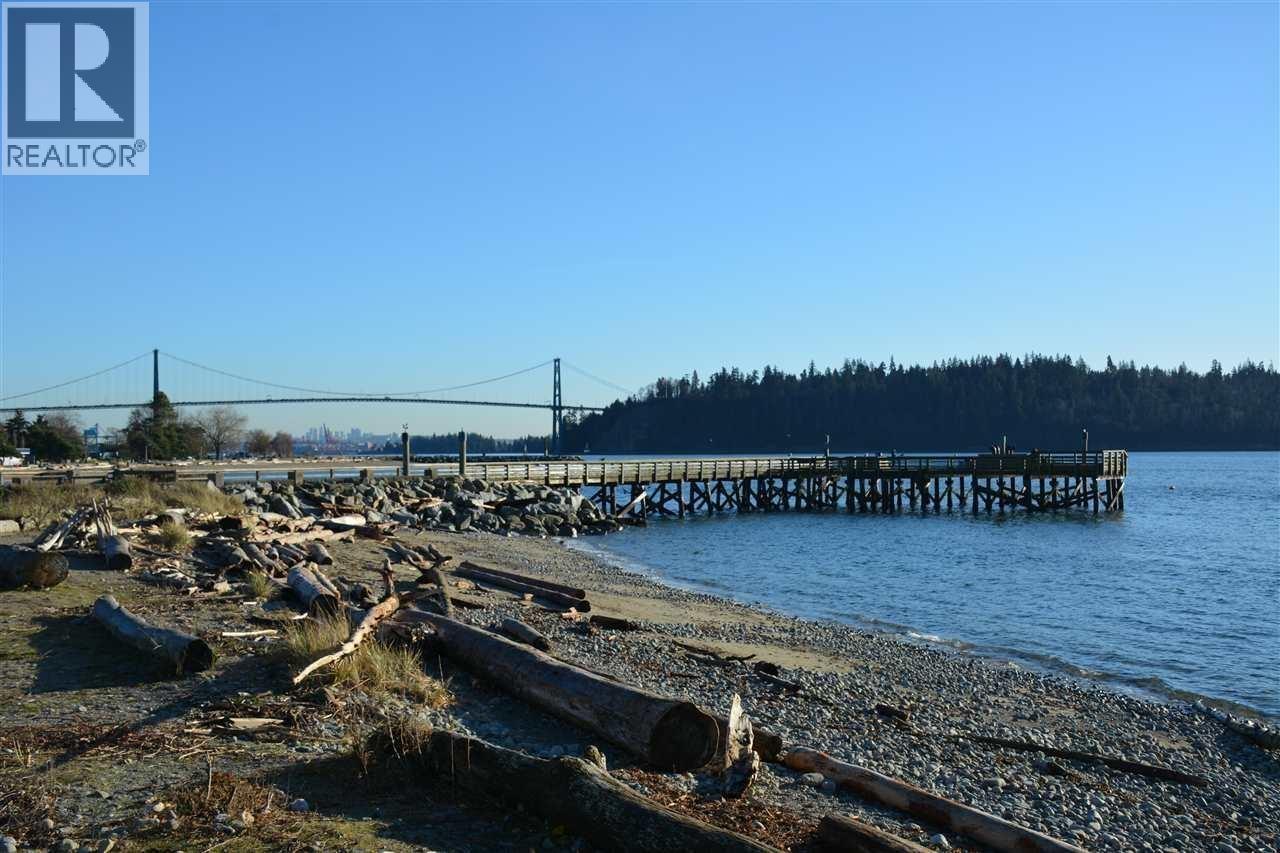 1331 Marine Drive Unit 205, West Vancouver, BC V7T 1B6