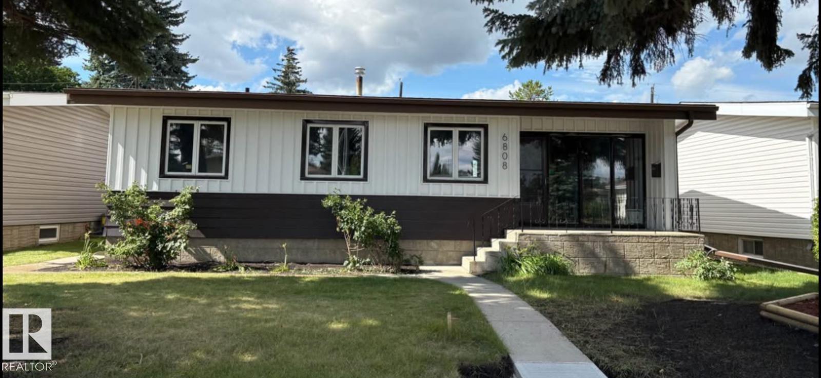95 Av Nw Unit 6808, Edmonton, AB T6B 1A8