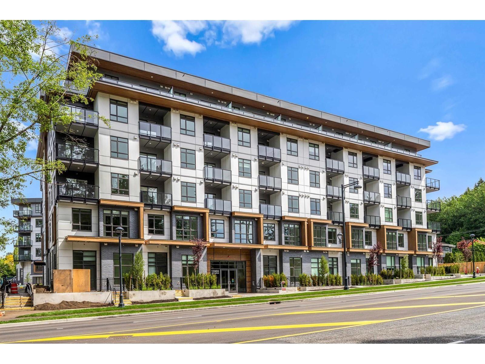 13969 96 Avenue Unit 307, Surrey, BC V3T 0T1