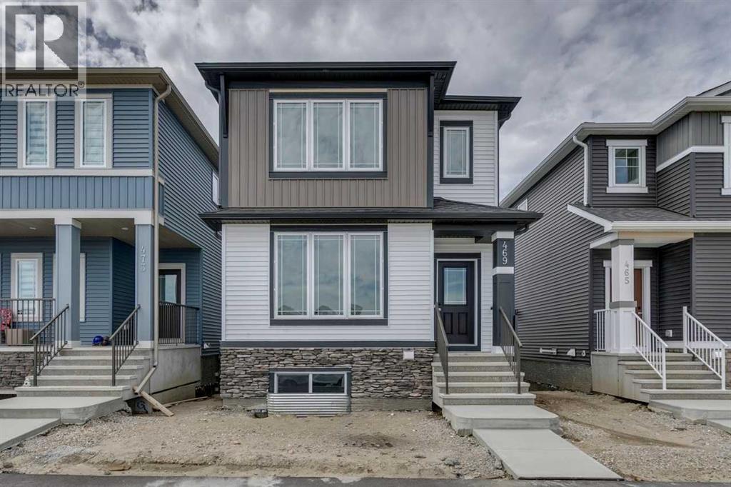 469 Hotchkiss Dr SW, Calgary, AB T3S 0J9
