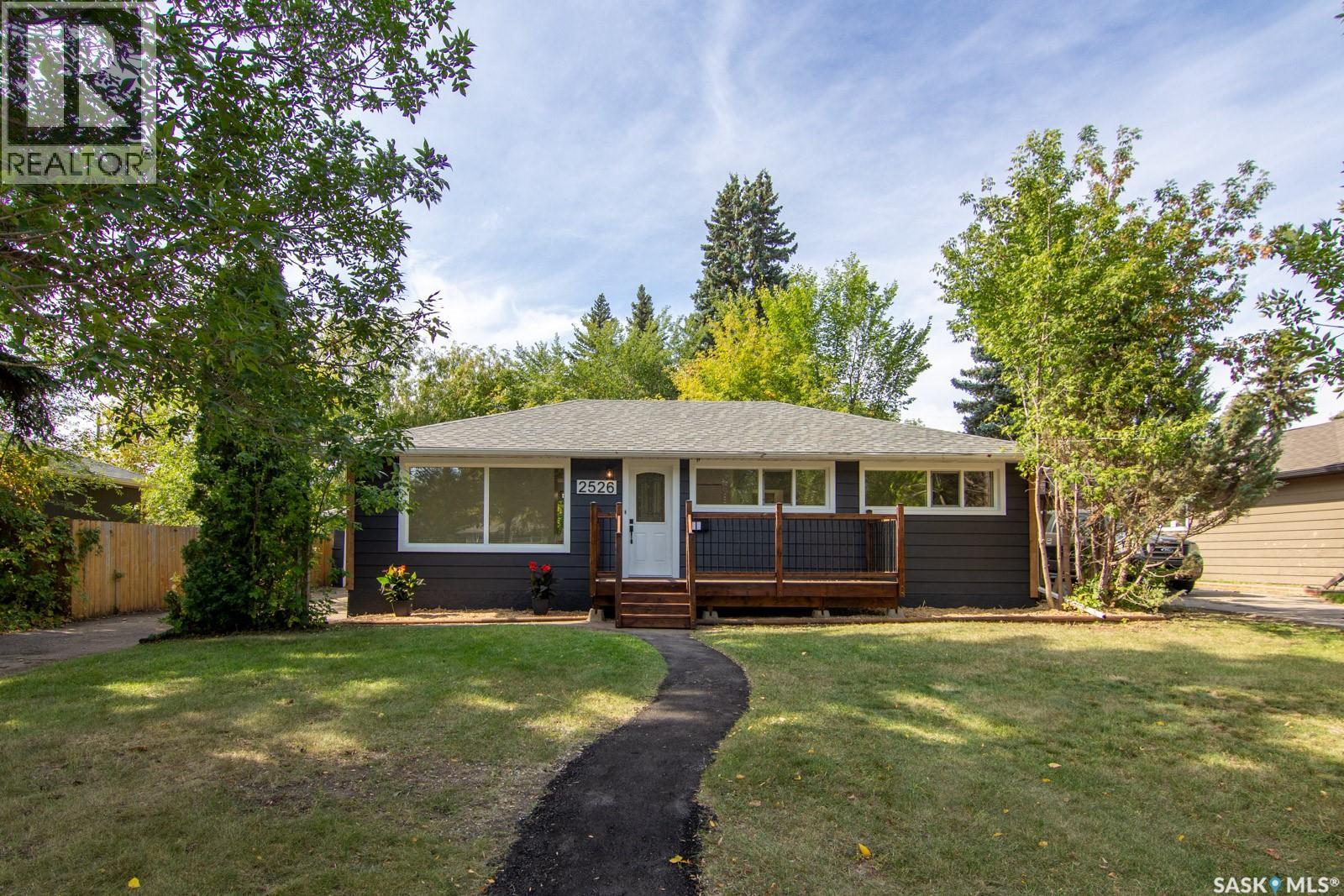 2526 Broadway Ave, Saskatoon, SK S7J 0Z2