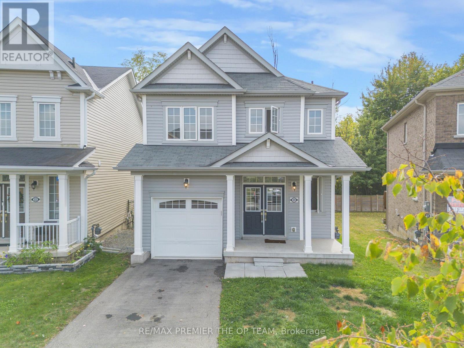 220 Esther Cres, Thorold Hurricanemerrittville, ON L3B 0H1
