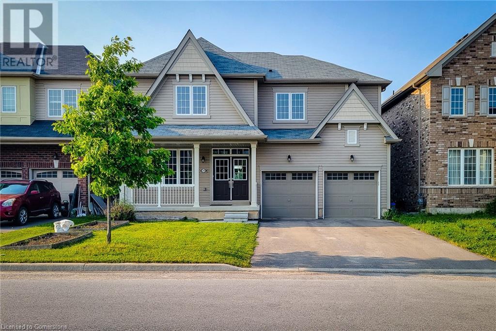 24 Esther Cres, Thorold, ON L3B 5N5