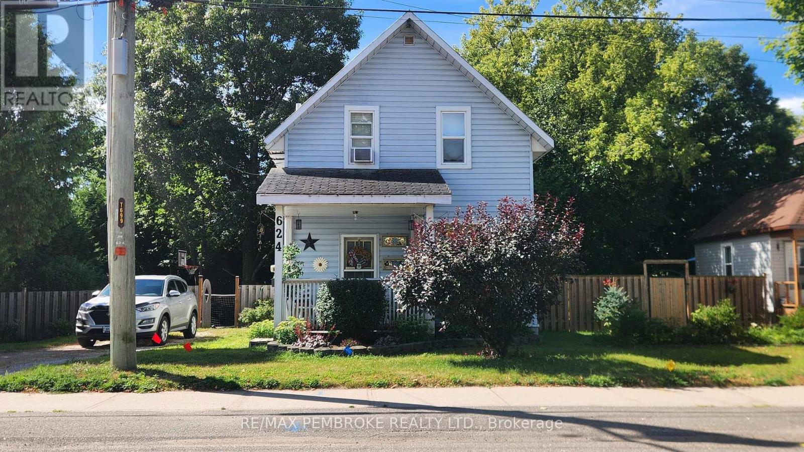 624 Mcgee St, Pembroke, ON K8A 6G1