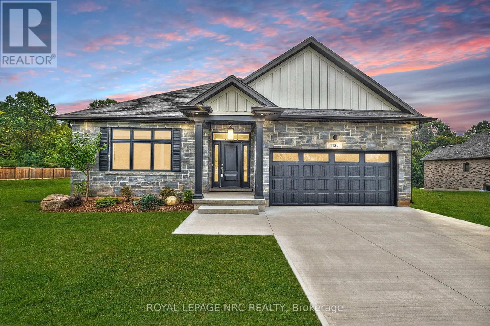 1129 Balfour St, Pelham, ON L0S 1C0