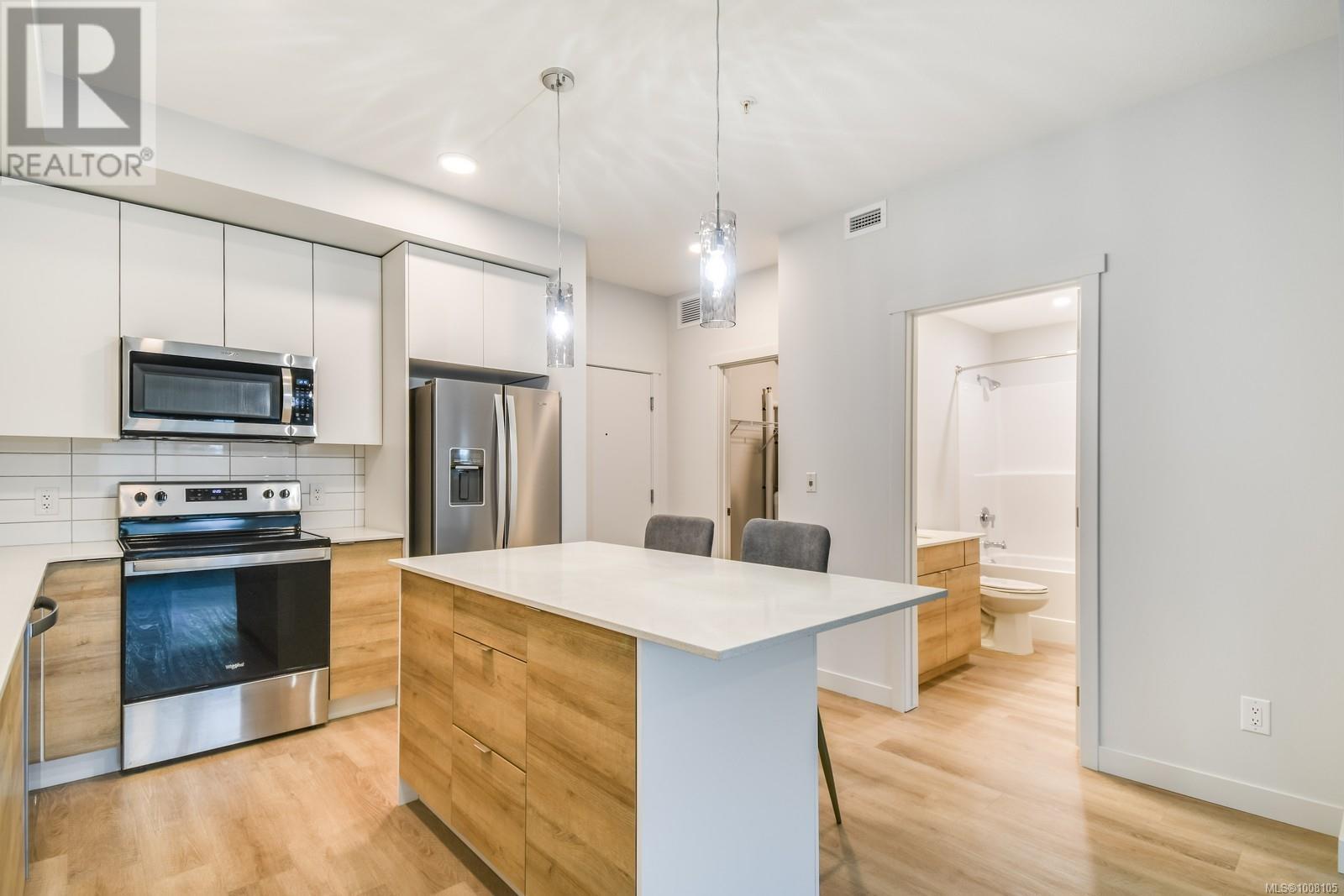4830 Cedar Ridge Pl Unit 104 Pl, Nanaimo, BC V9T 0M8