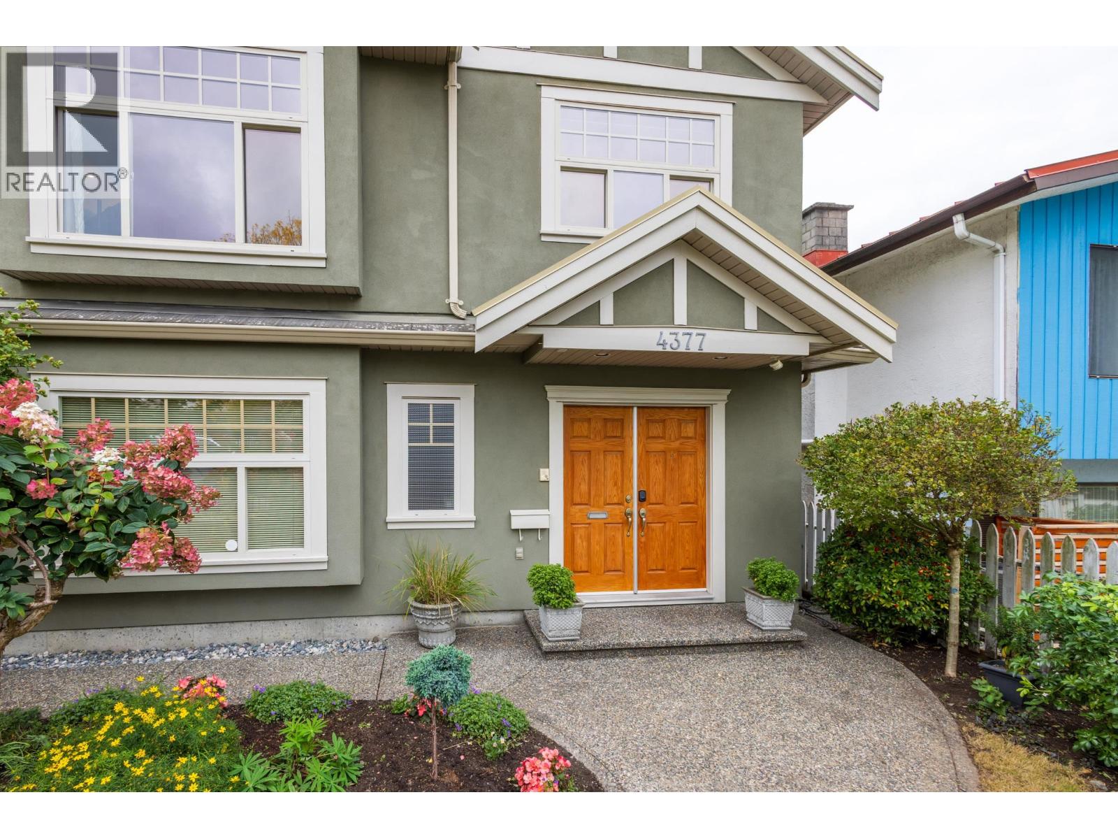 4377 Inverness St, Vancouver, BC V5V 4X1