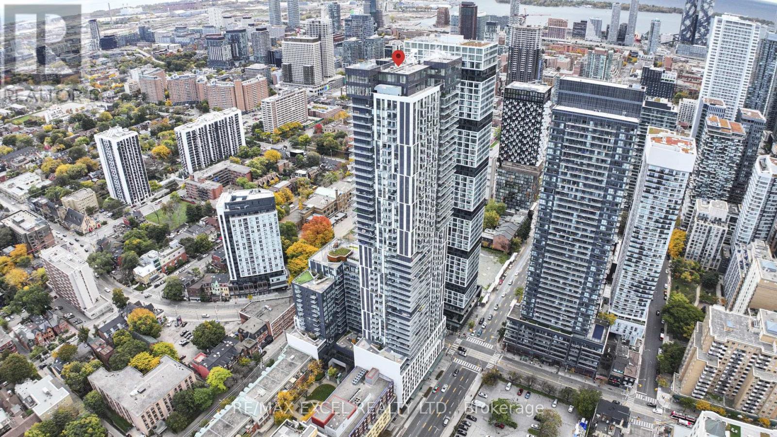 740 251 Javis St St W, Toronto, ON M5B 0C3