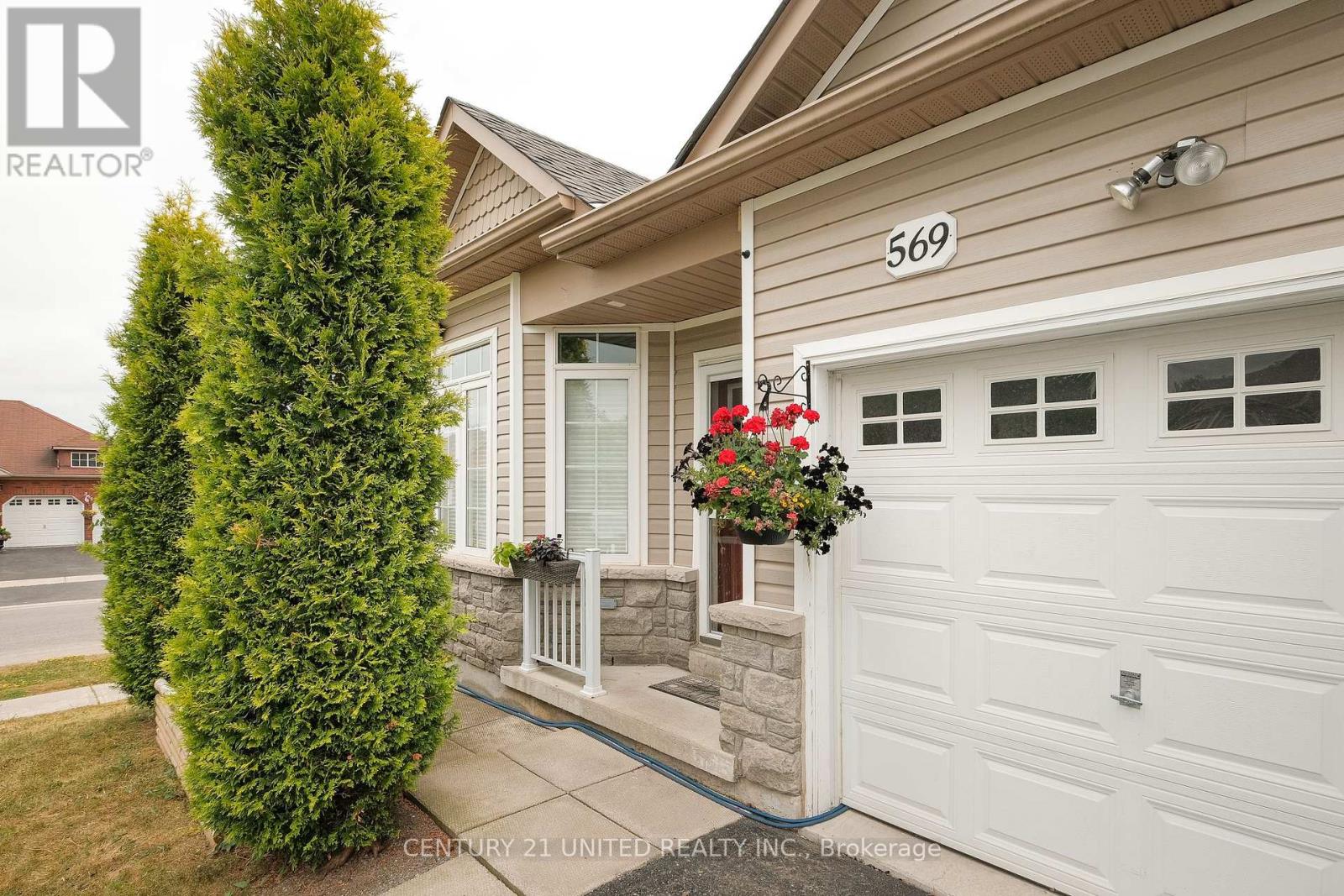 569 Garbutt Ter, Peterborough, ON K9H 7S9