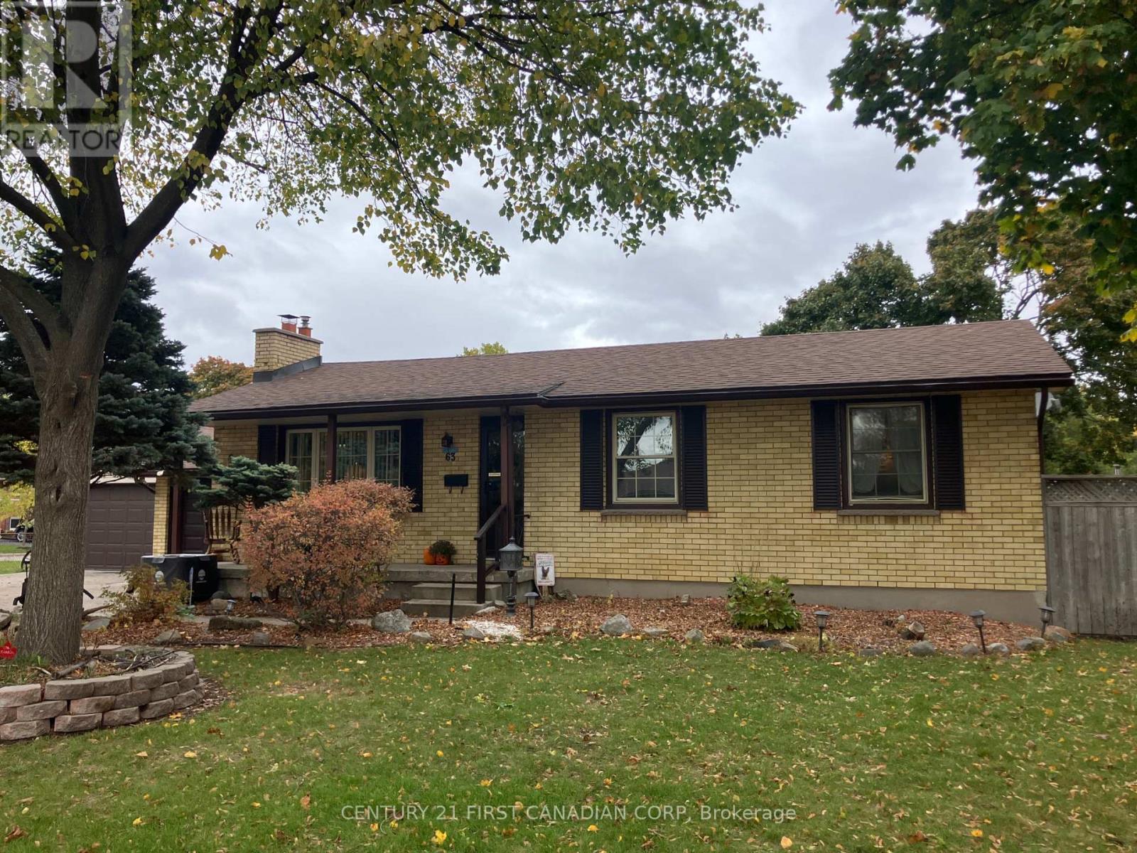 63 Hawkesbury Ave, London, ON N5V 2K2