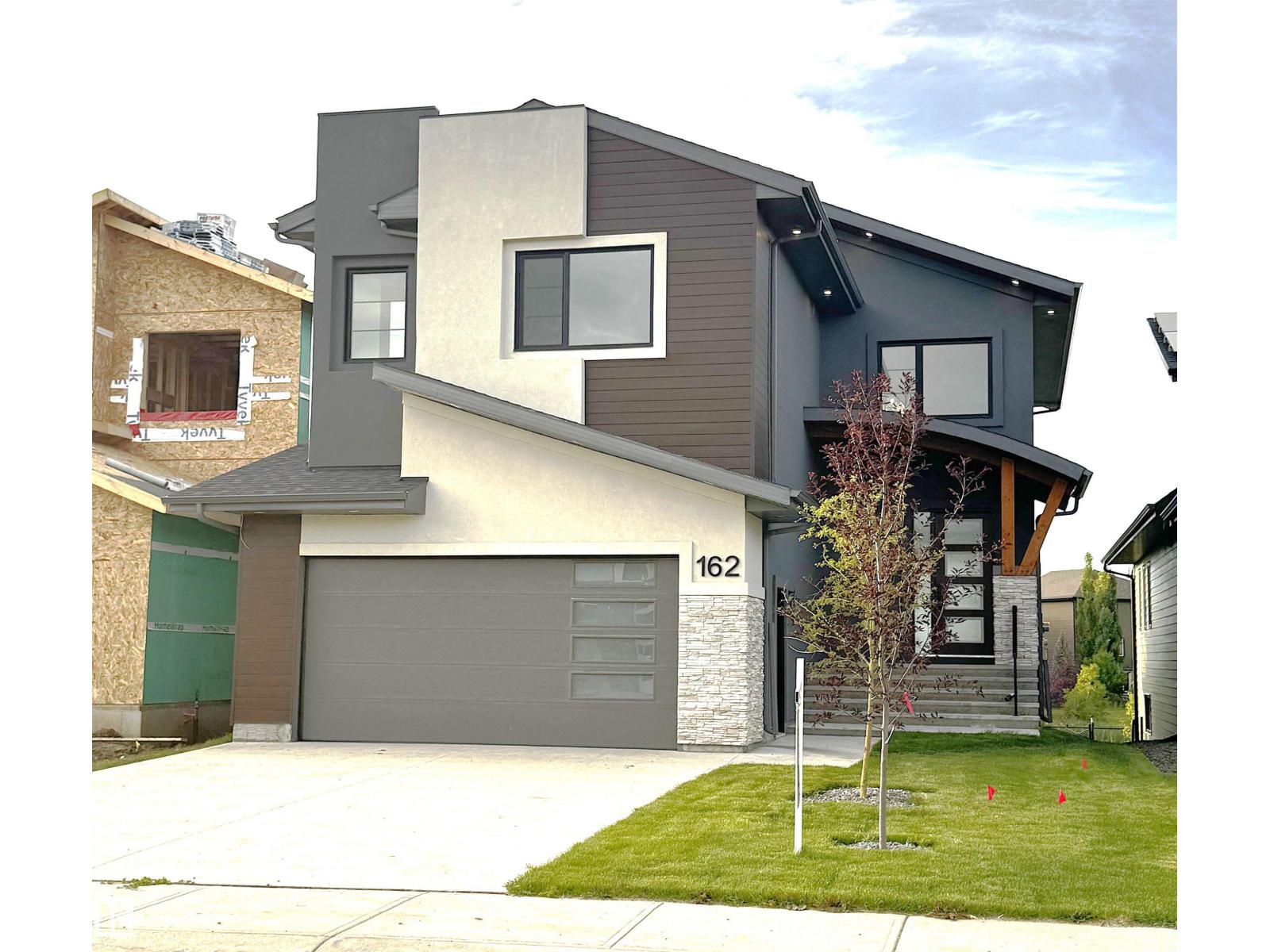 162 Edgewater Ci, Leduc, AB T9E 1K5
