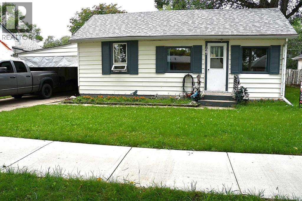 2 Street E Unit 127, Brooks, AB T1R 0G9