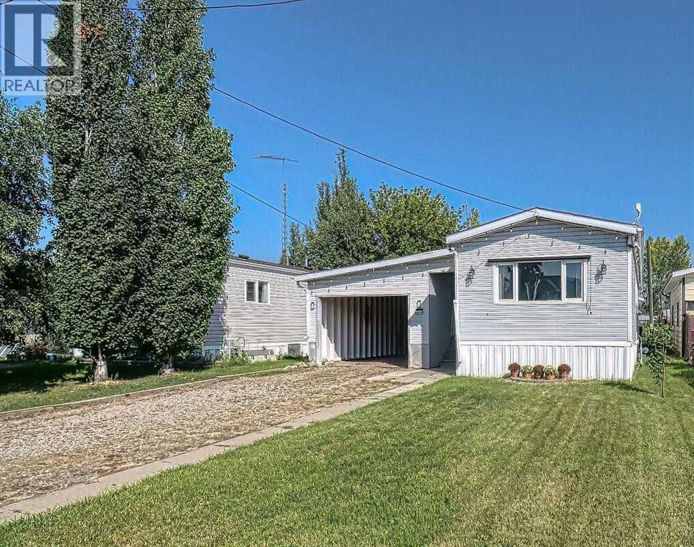 146 Devilder Ave, Trochu, AB T0M 2C0