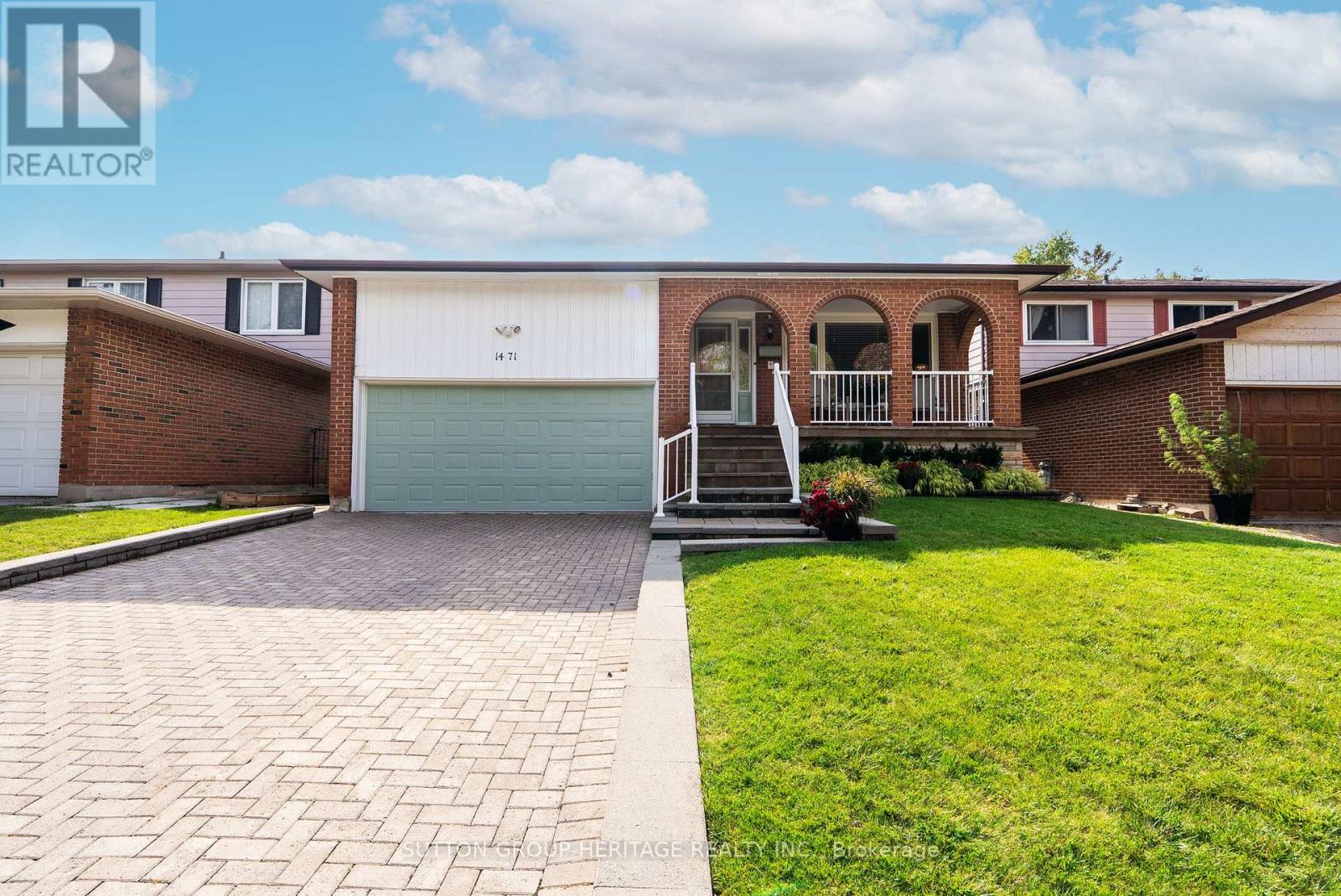 1471 Fieldlight Blvd, Pickering, ON L1V 2S3