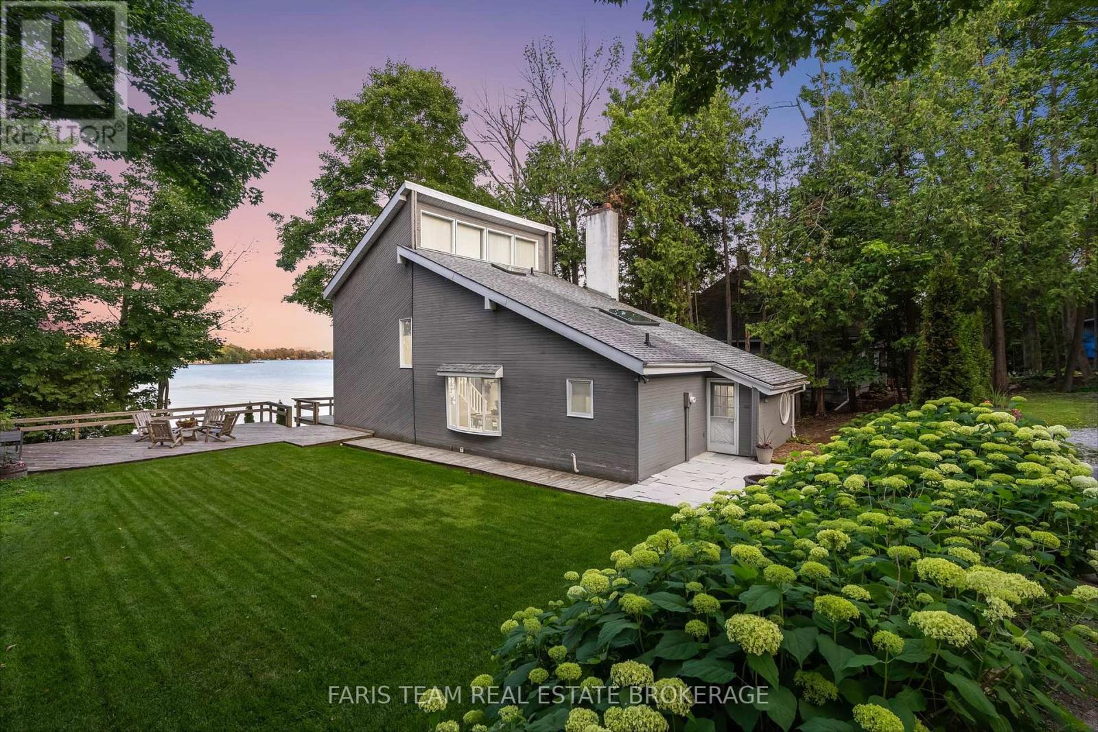 127 Shoreline Dr, Oro-Medonte, ON L3V 0K2