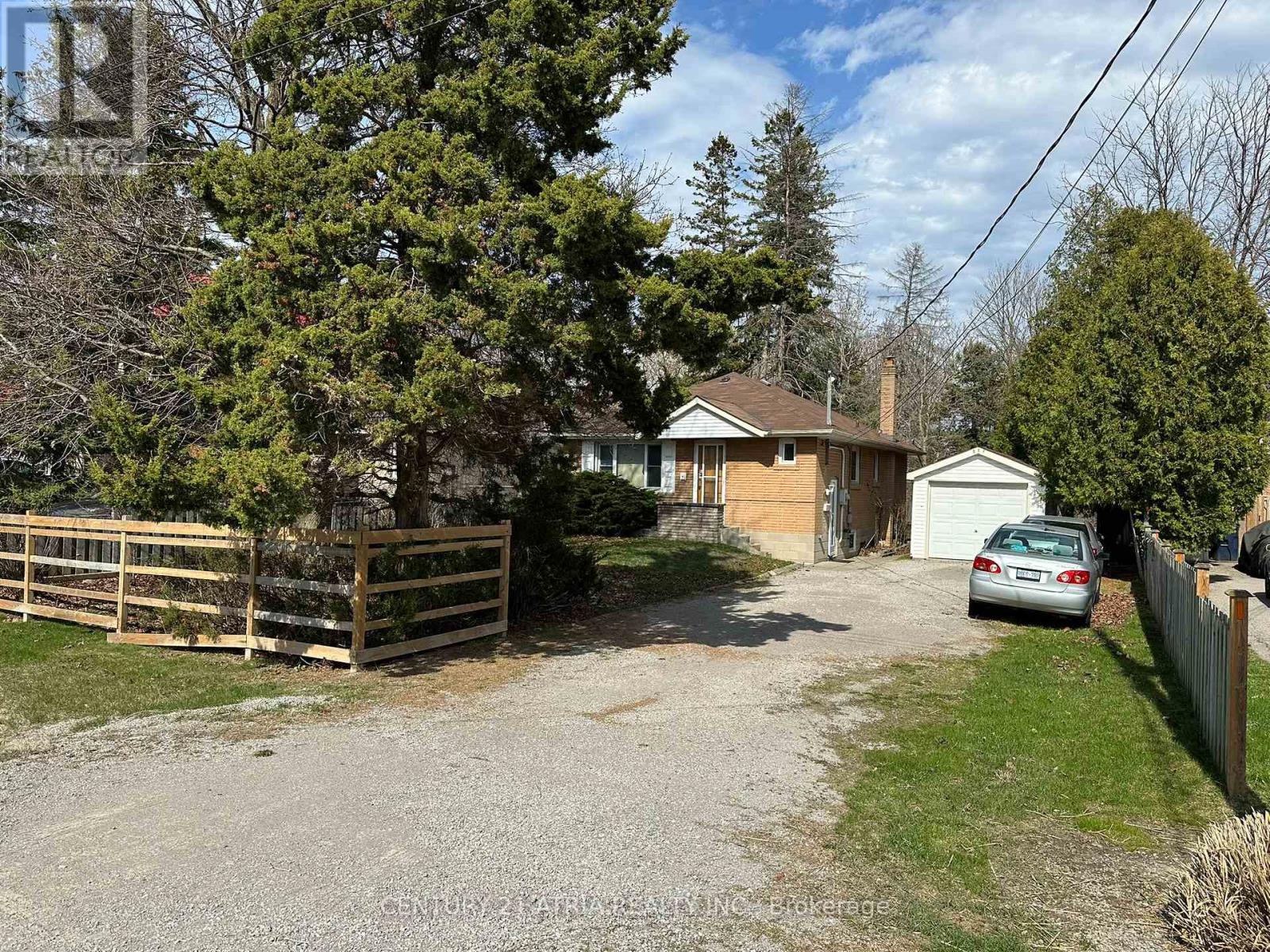 111 Scarboro Ave, Toronto, ON M1C 1M5