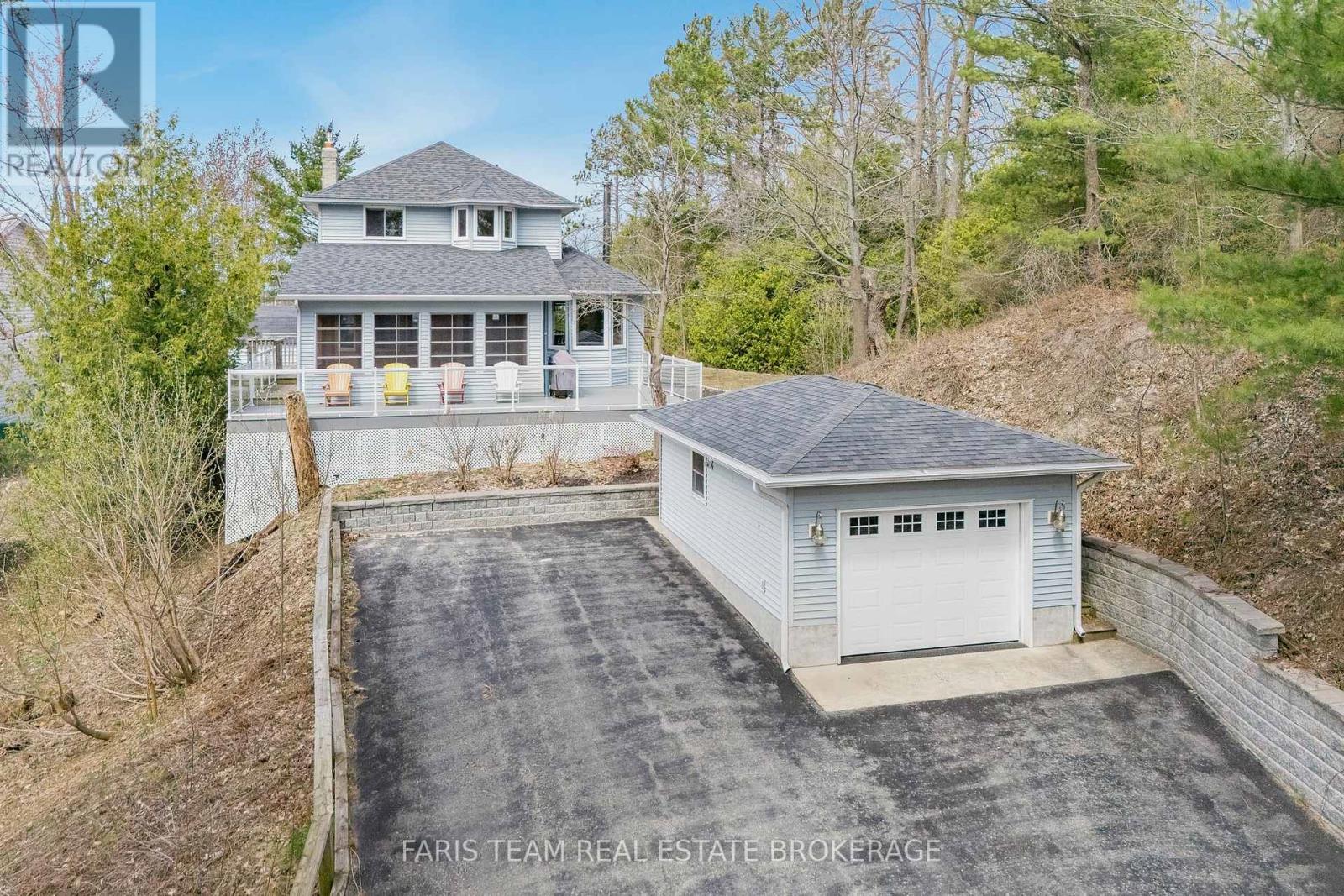 8 Glen Forest Trl, Tiny, ON L0L 2T0