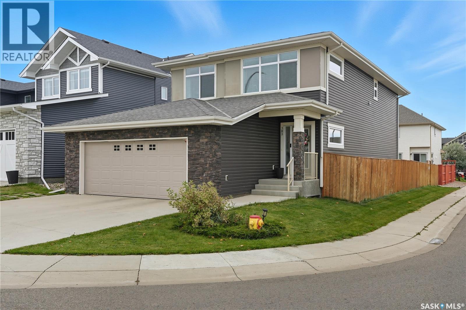 303 Dagnone Cres, Saskatoon, SK S7V 0P7
